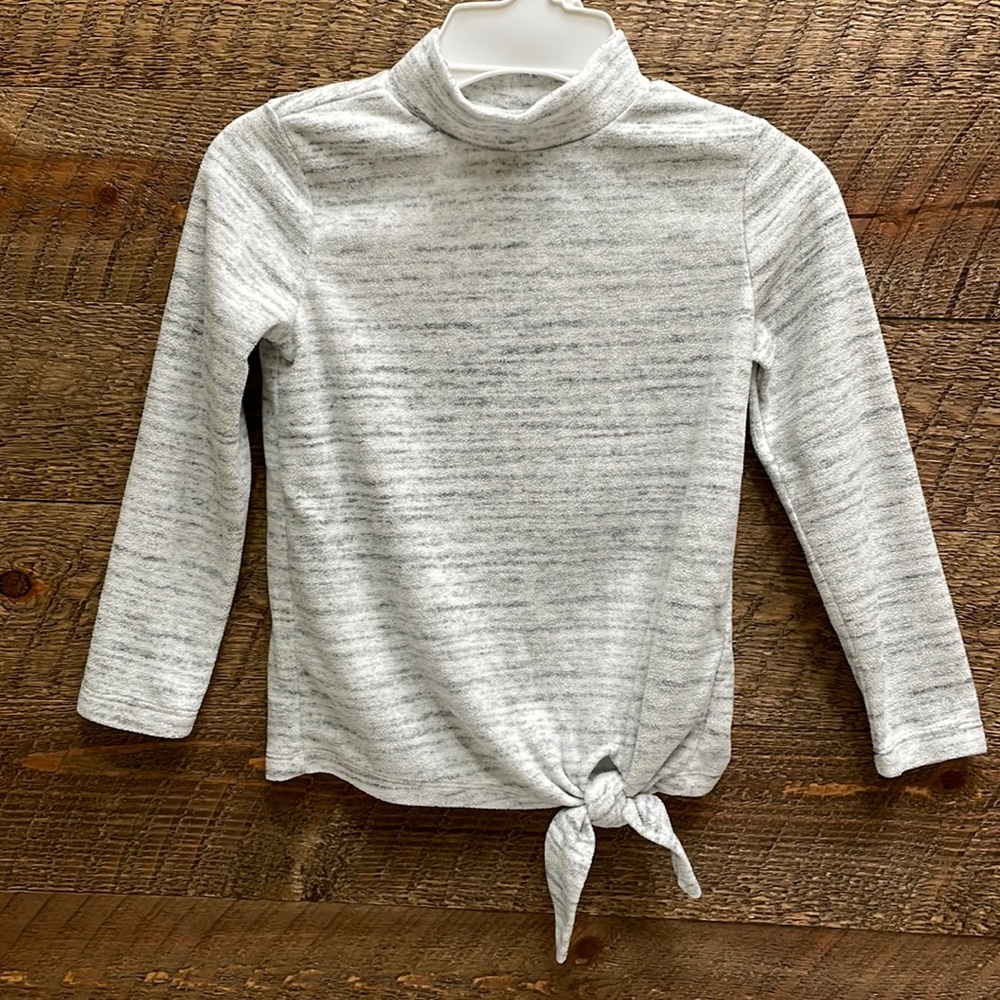 Old Navy Girls’ Mock Neck Long Sleeve Shirt Gray & White Size: XS (5)